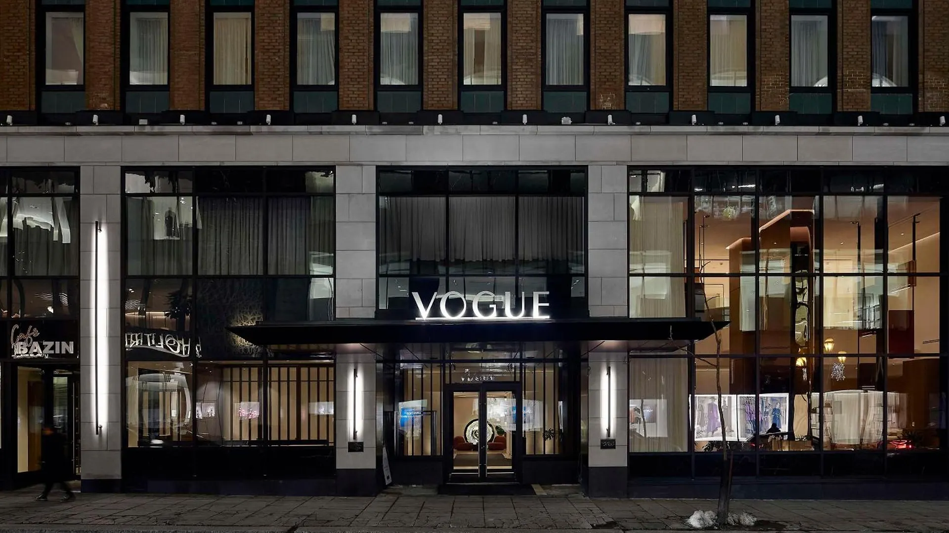 Vogue Hotel Montreal Downtown, Curio Collection By Hilton