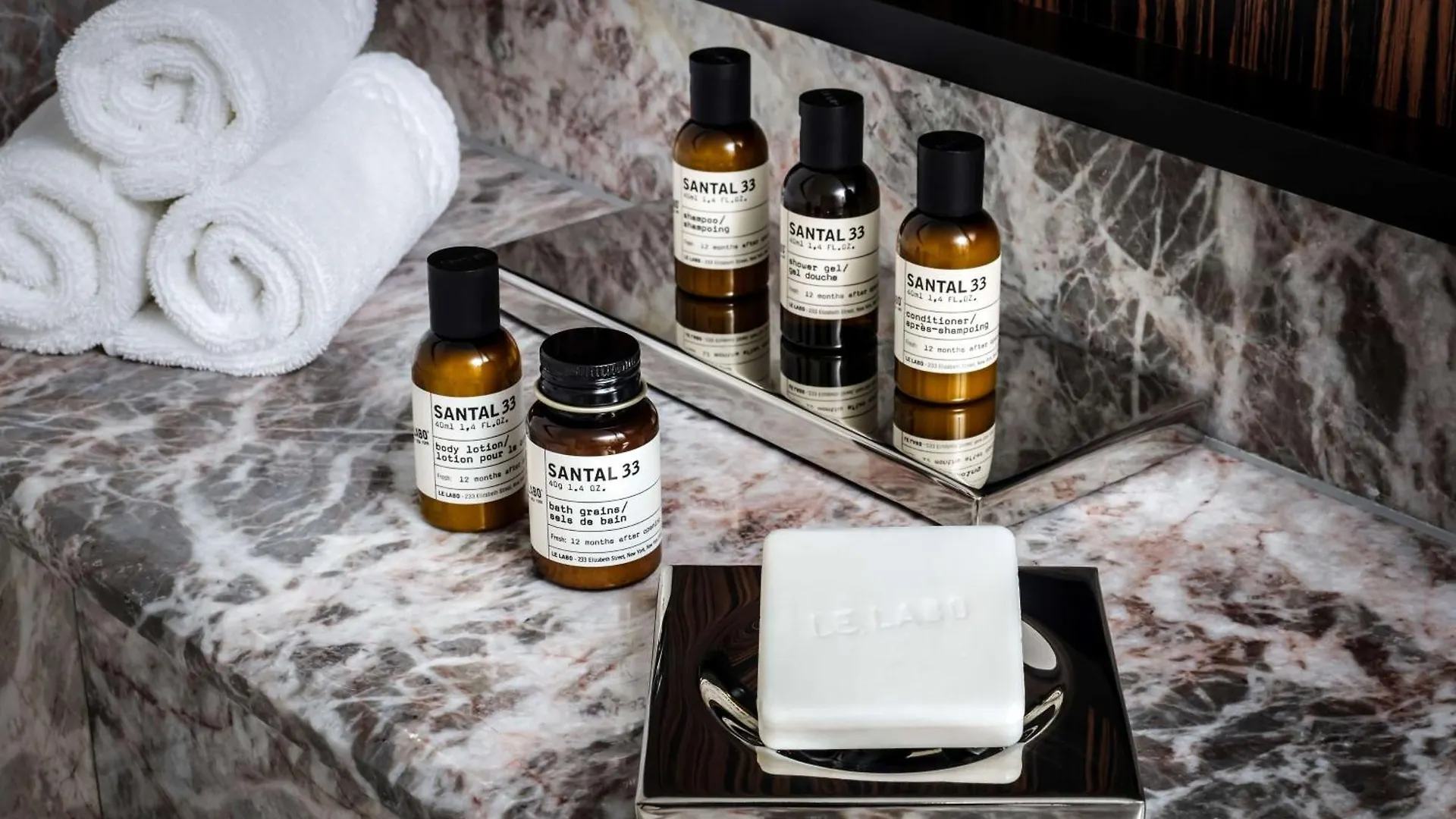 Vogue Hotel Montreal Downtown, Curio Collection By Hilton